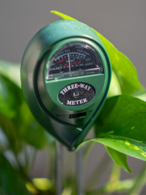 3-in-1-soil-moisture-meter