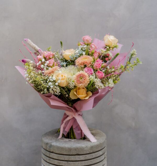 Sweet Wishes: Pink Roses & Seasonal Flowers
